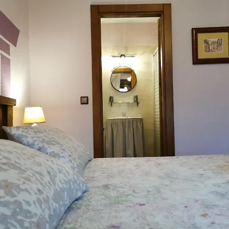 La Cerca Casa de hóspedes Arcones