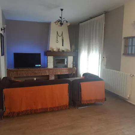 Konukevi La Cerca 3*